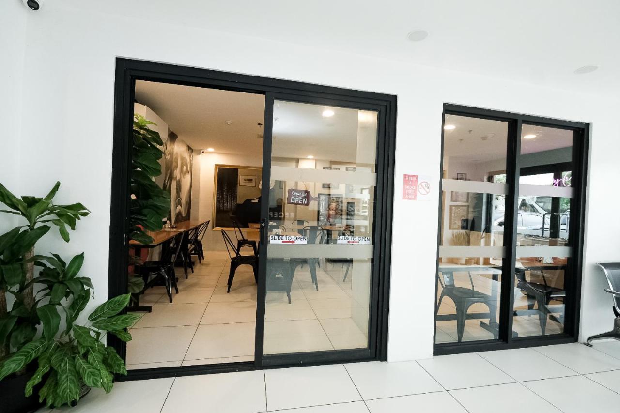 Cabanatuan City Rosey Hotel מראה חיצוני תמונה