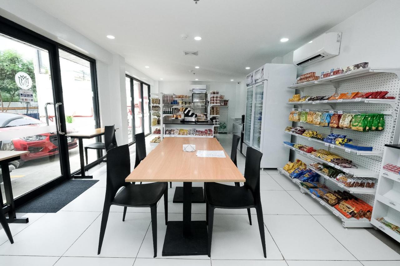 Cabanatuan City Rosey Hotel מראה חיצוני תמונה