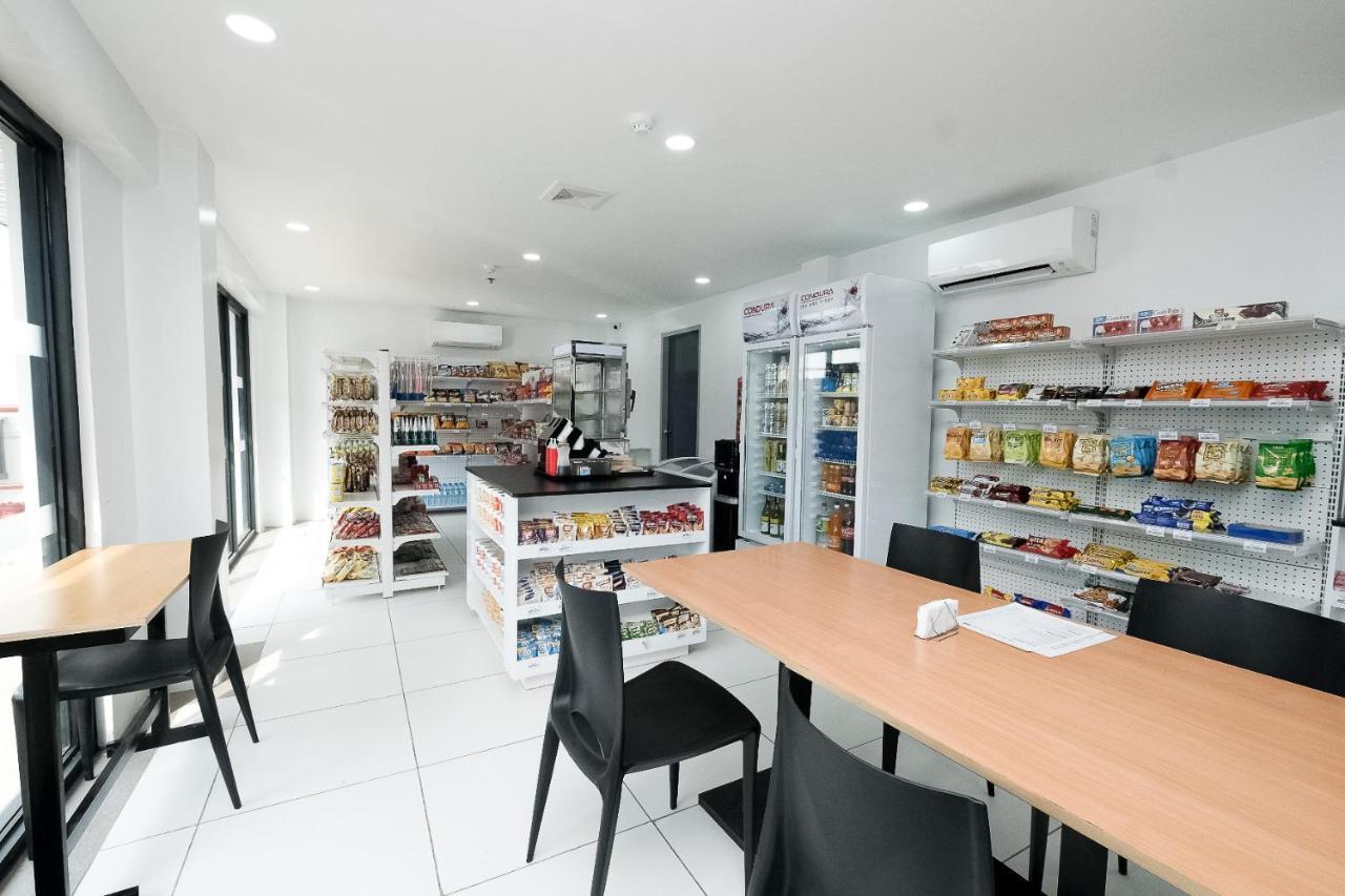 Cabanatuan City Rosey Hotel מראה חיצוני תמונה