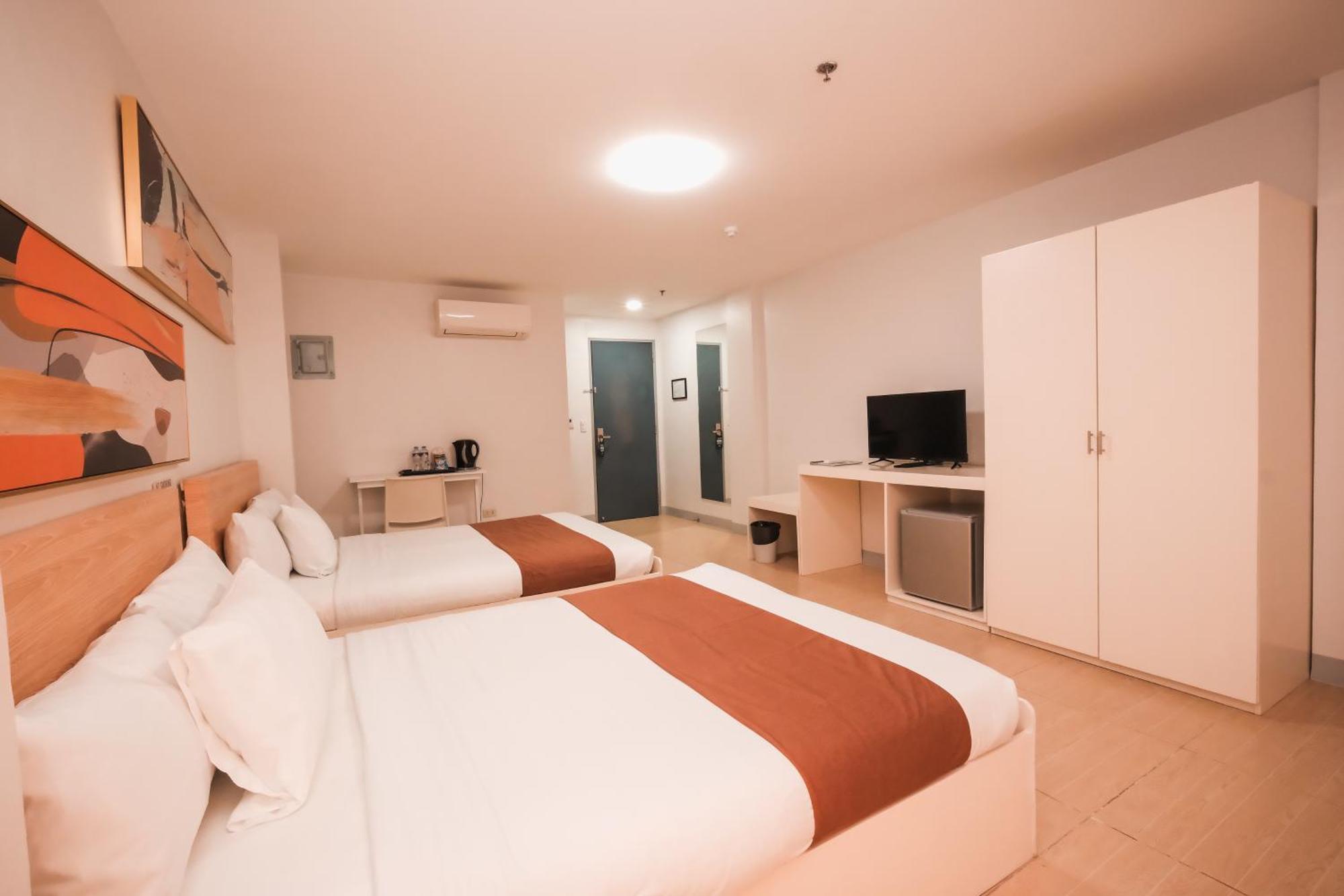 Cabanatuan City Rosey Hotel מראה חיצוני תמונה